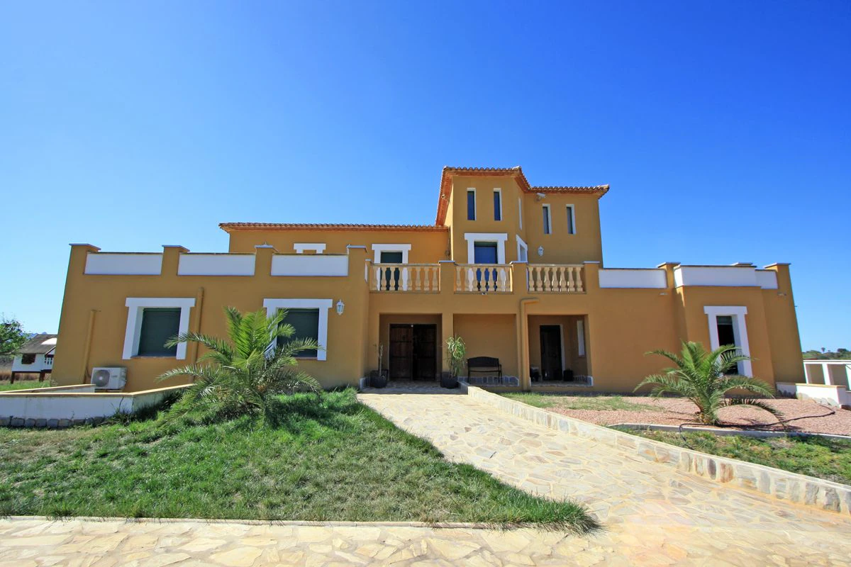 Impresionante Villa-Mansión cerca de La Sella, Dénia