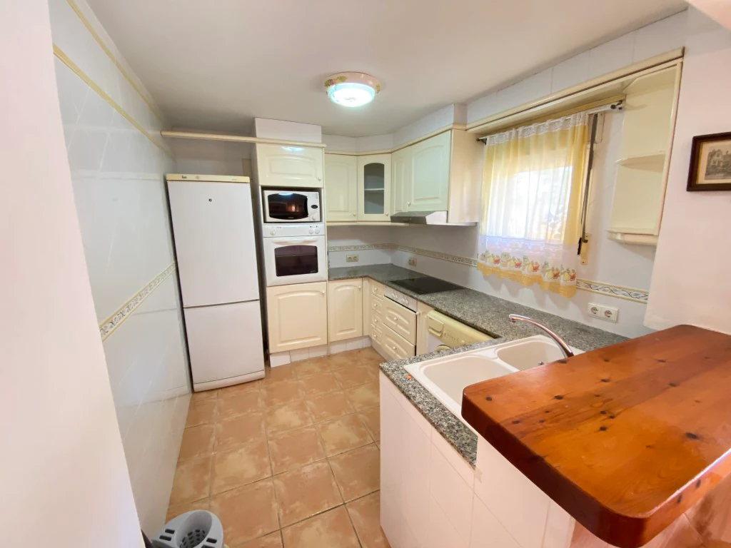 Se vende bonito chalet en el Montgo
