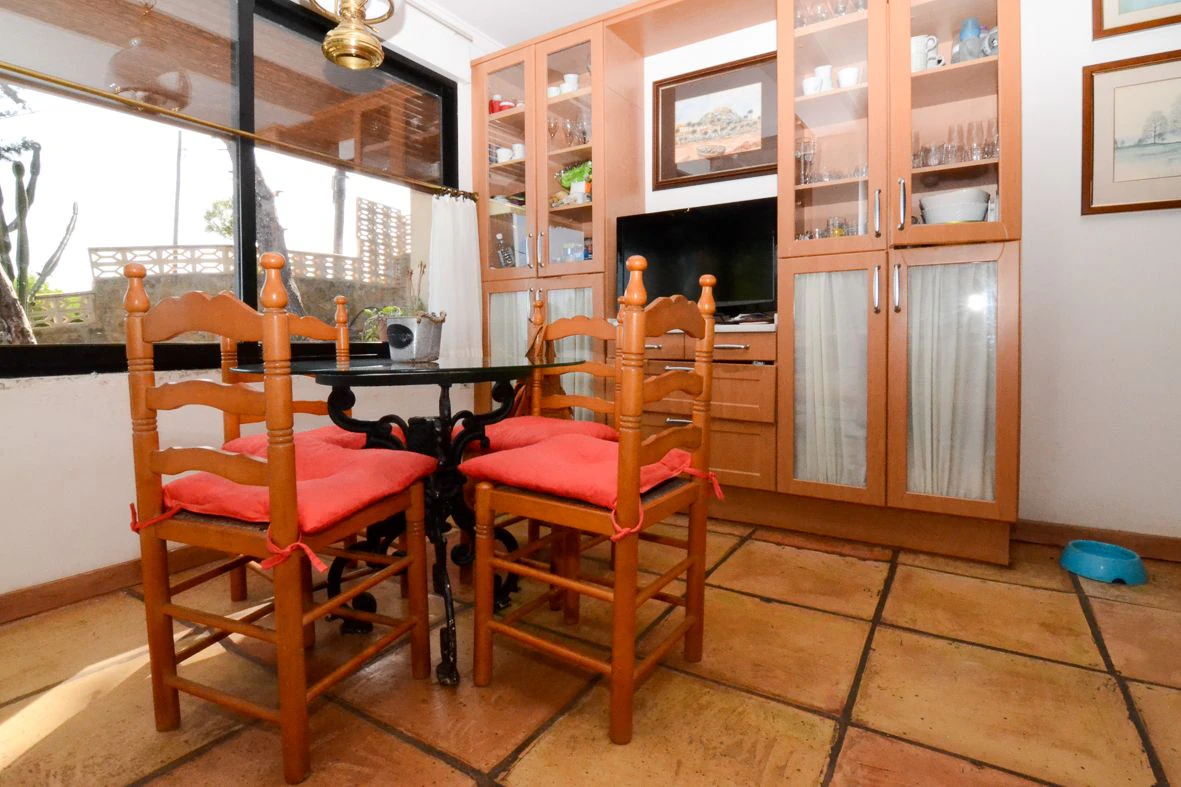 Gran villa señorial en Las Rotas.