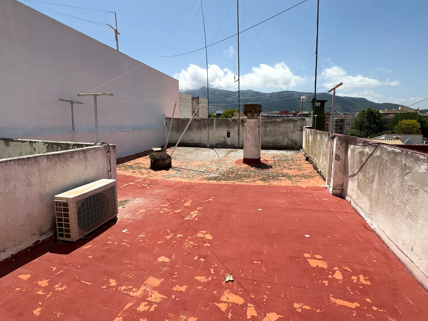 Finca completa en pleno centro de Dénia.