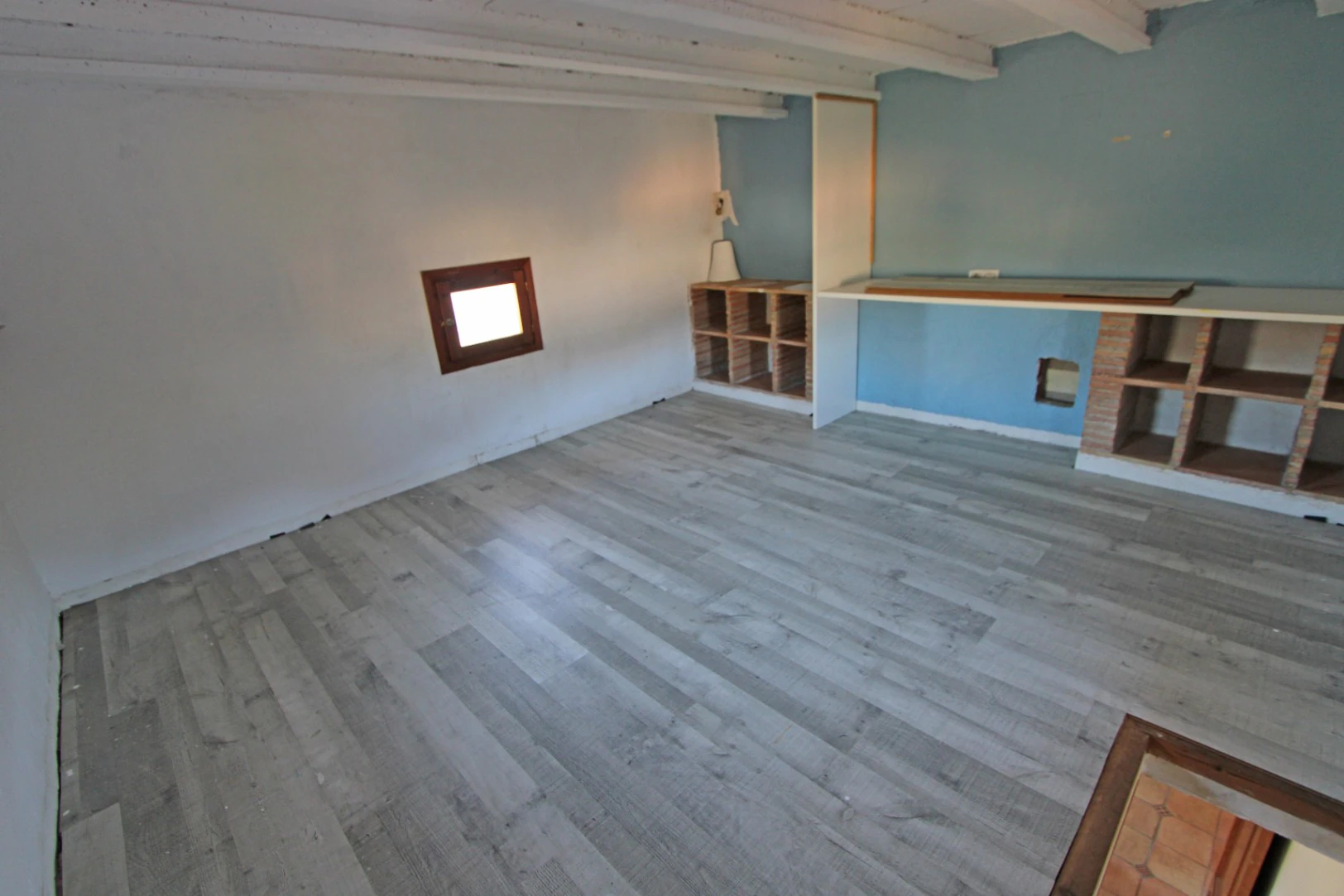 Villa / Finca con piscina en venta Orba