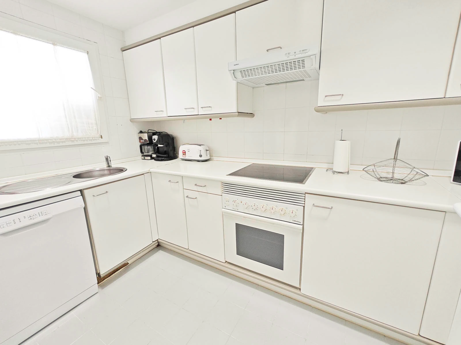 Apartamento 2 dormitorios con vistas al mar en venta en Dénia