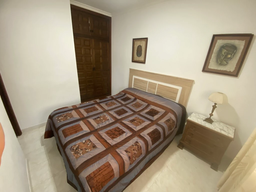 Se vende bonito chalet en el Montgo