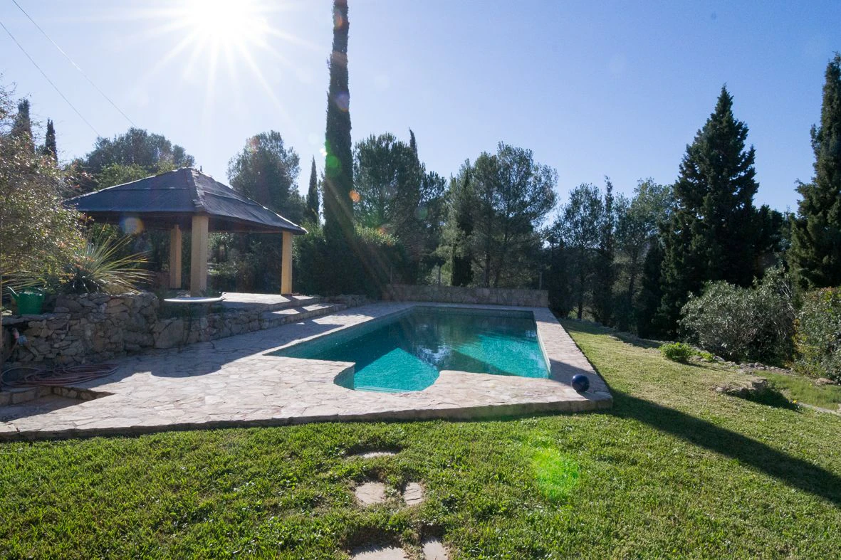 Finca rústica con carácter.