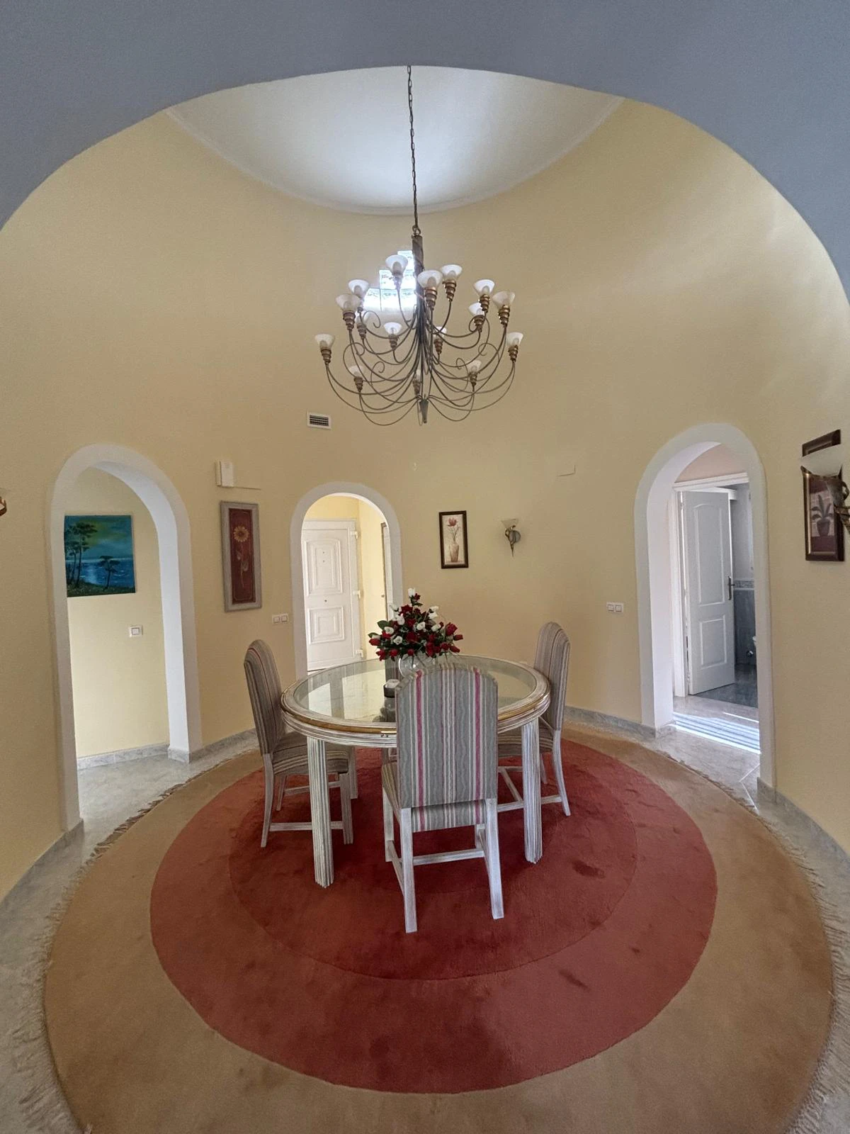 Bonita villa unifamiliar con piscina en Pedregue