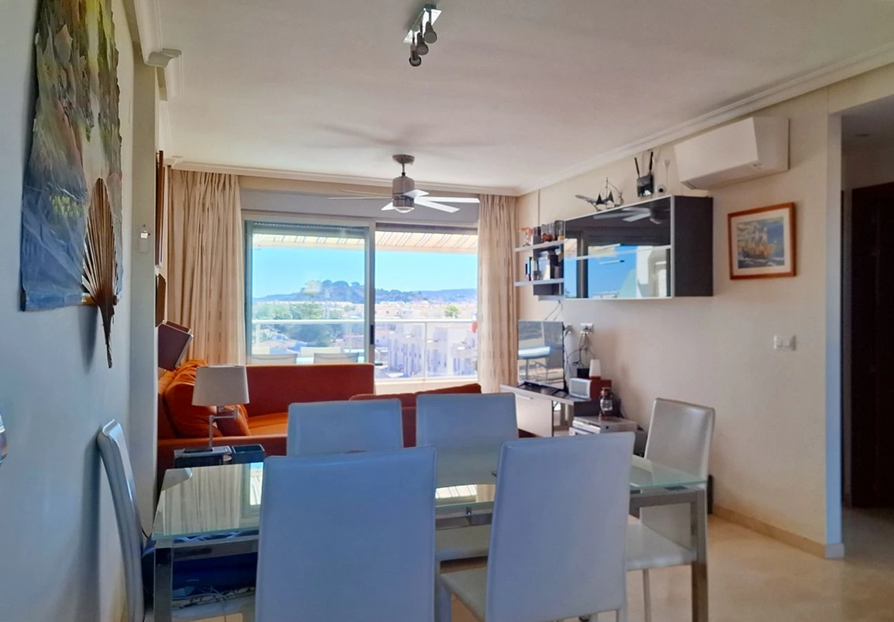 ATICO DUPLEX CON VISTAS AL MAR