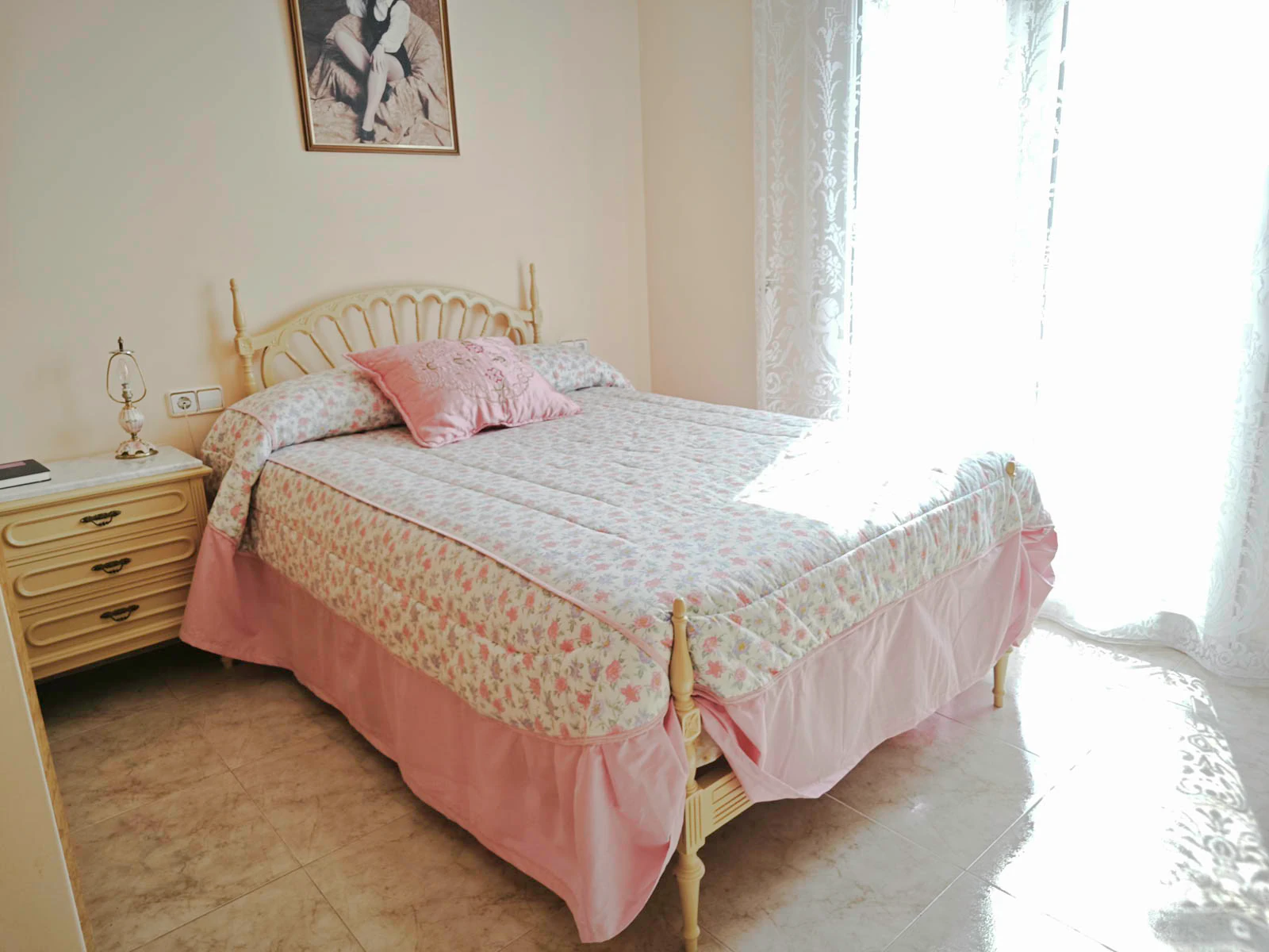 Villa de 270 m2 con piscina en venta en Pedreguer, zona residencial a un paso del centro