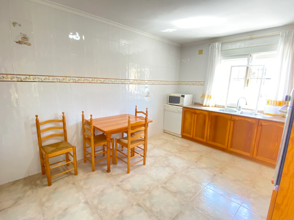 Se vende bonito chalet en el Montgo