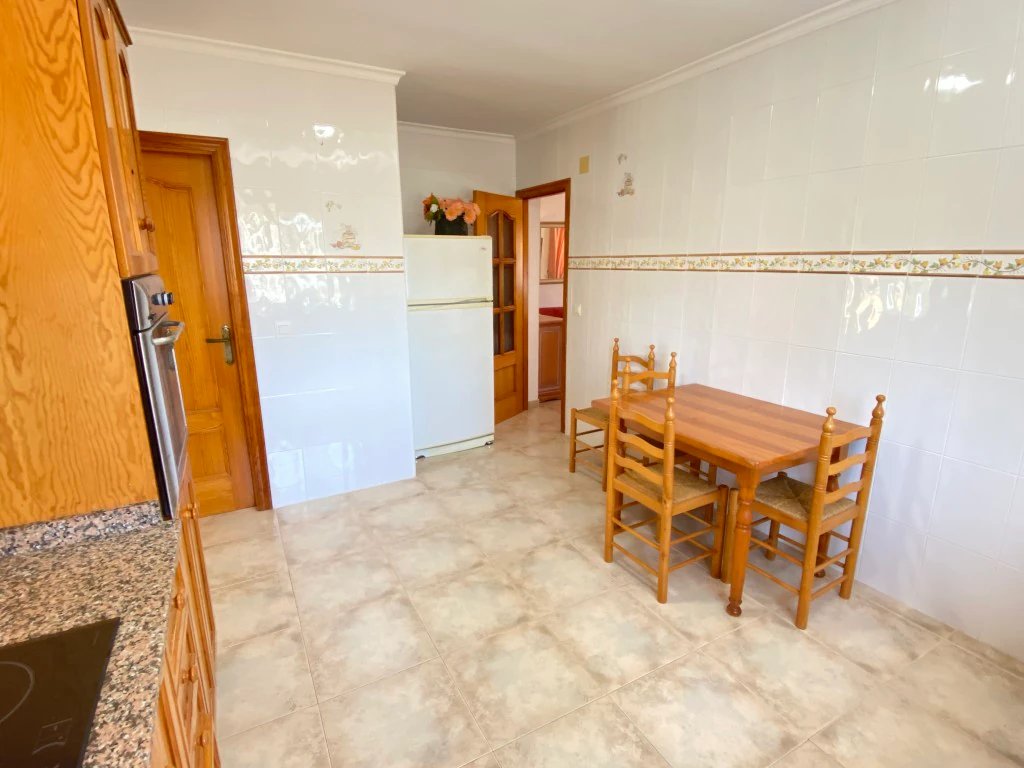 Se vende bonito chalet en el Montgo