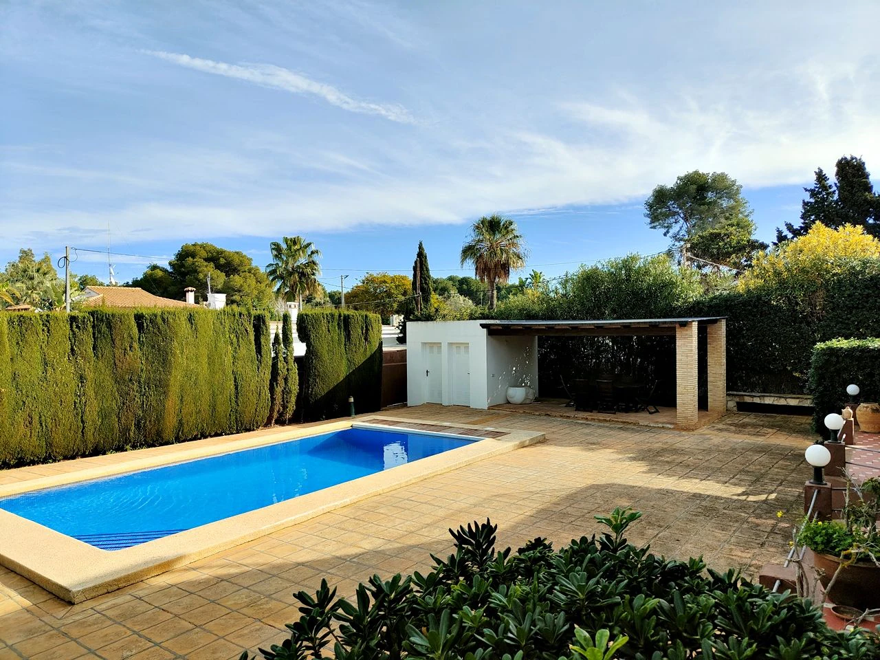 CHALET EN LAS ROTAS