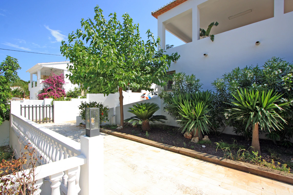 Magnífica villa a la venta en Las Rotas, Dénia