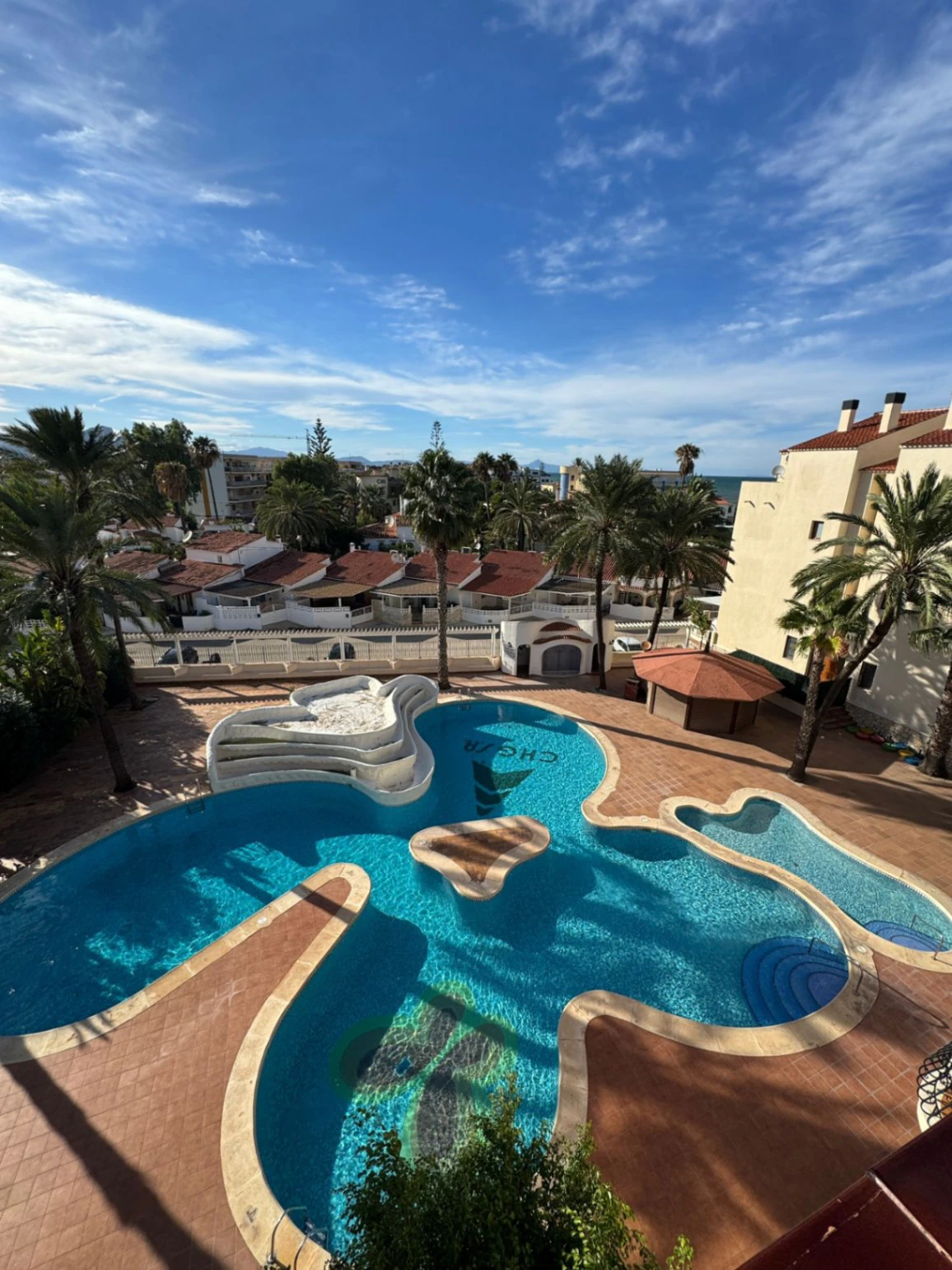 Ático en Denia con 2 dormitorios y piscina comunitaria