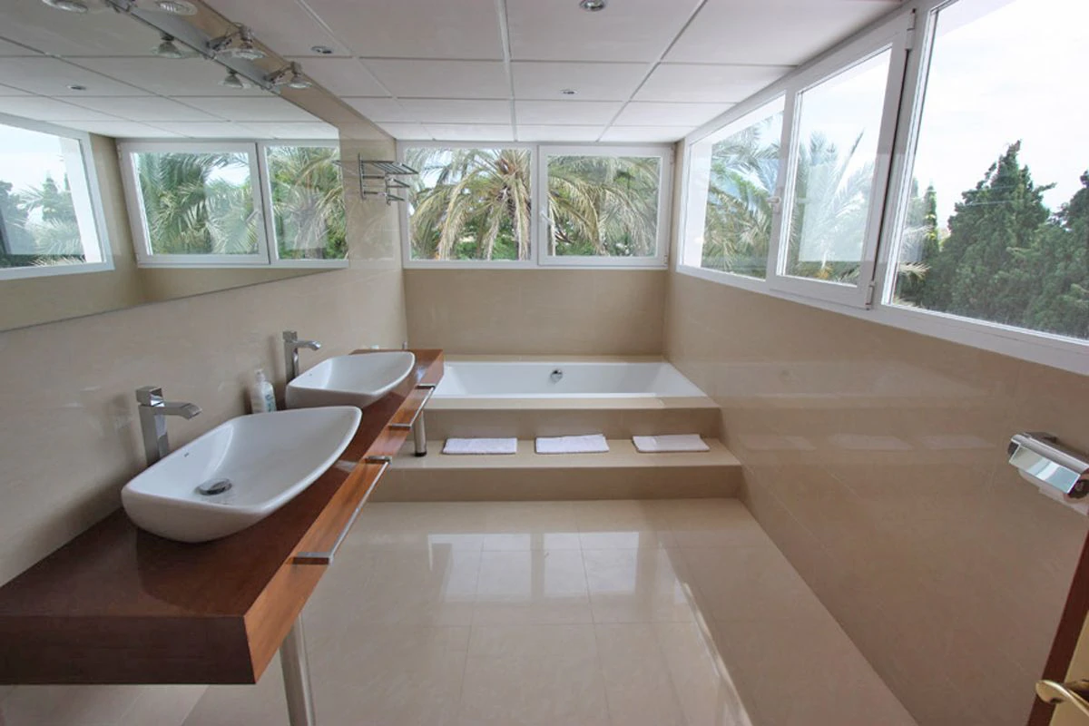 Espectacular chalet a la venta en Jávea cerca de la playa del Arenal