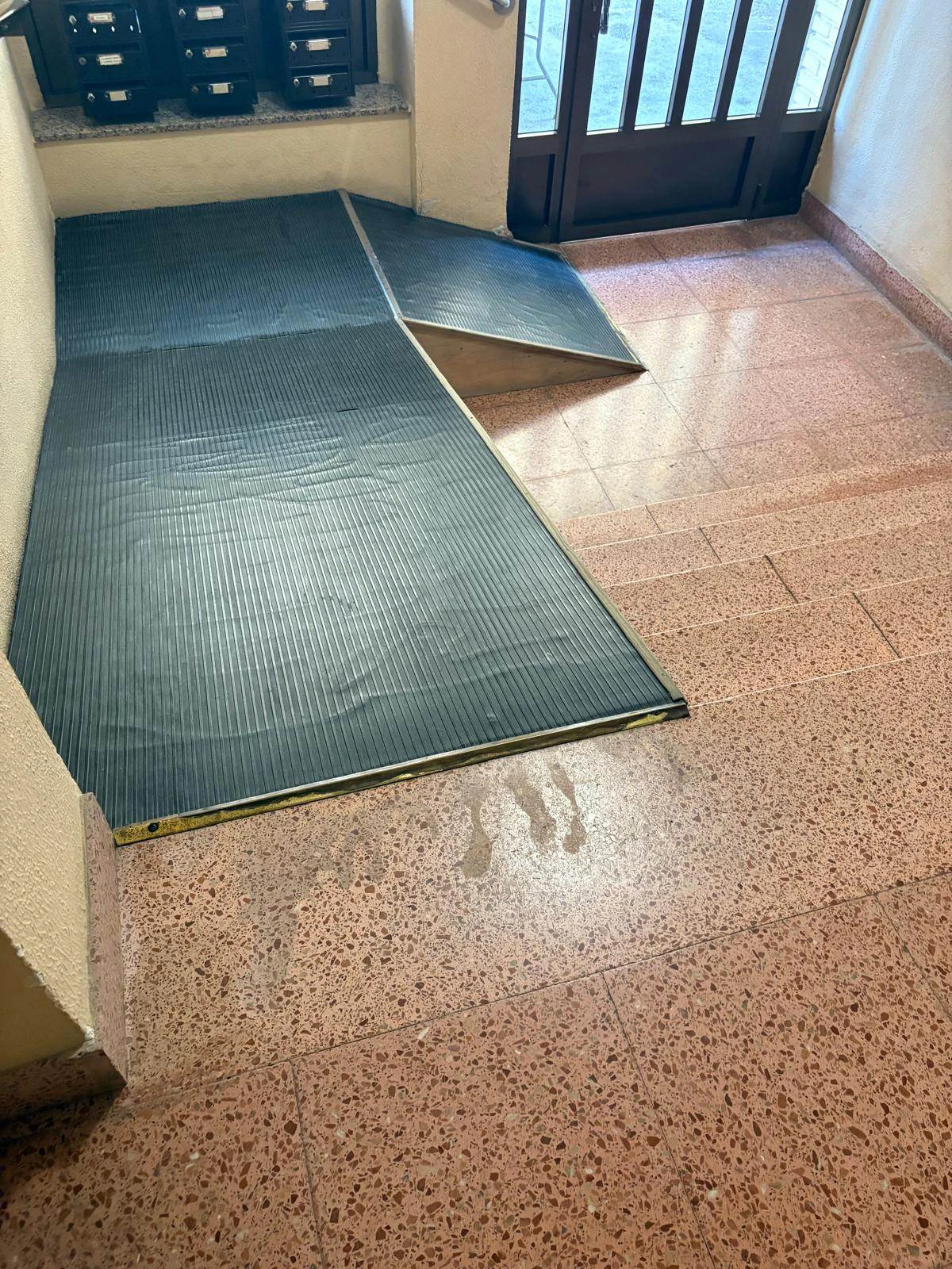 Piso con gran potencial en la entrada de Dénia