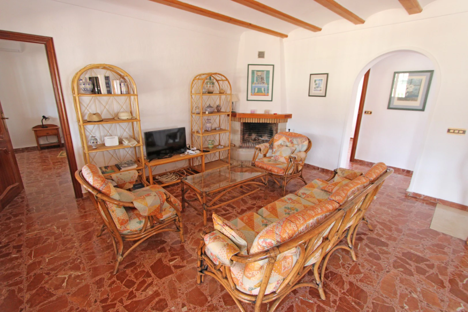 Chalet en venta con dos viviendas independientes