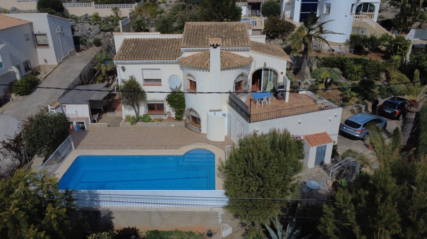 Chalet en venta con piscina en Sanet