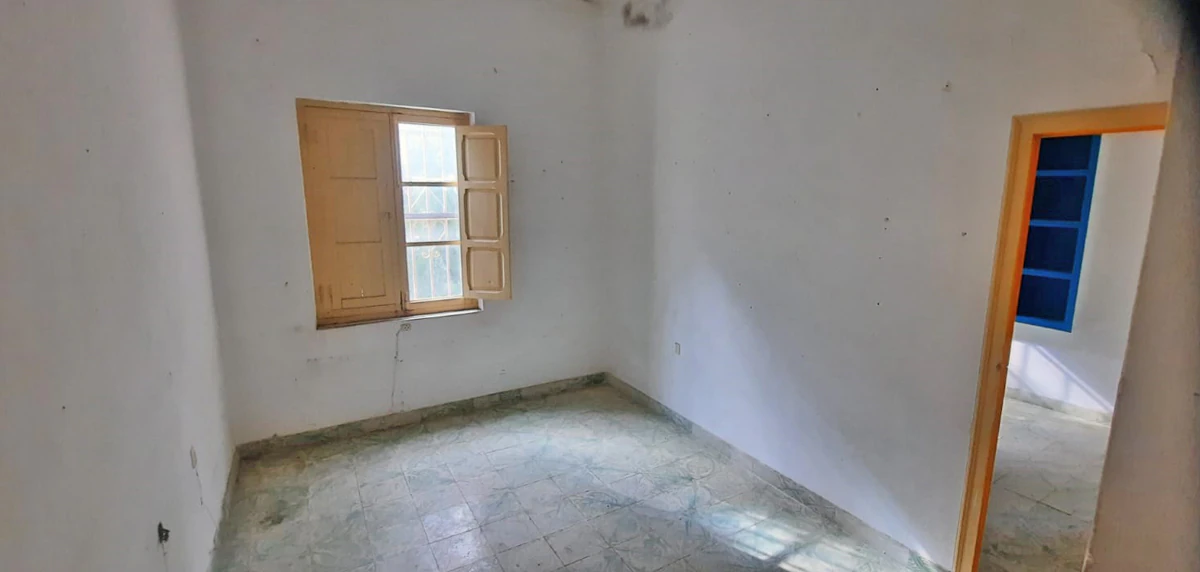 VILLA CON 3 VIVIENDAS PARA REFORMAR EN LAS ROTAS, DÉNIA