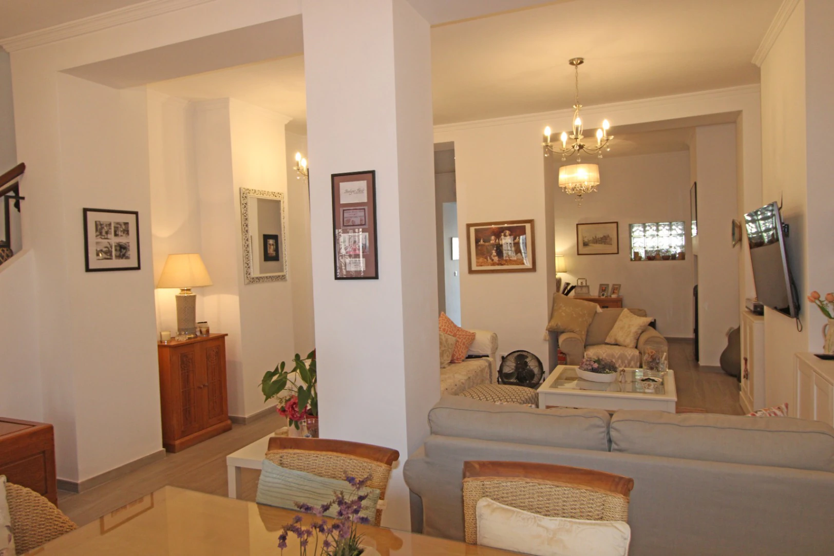 Impecable casa de pueblo a la venta en Orba