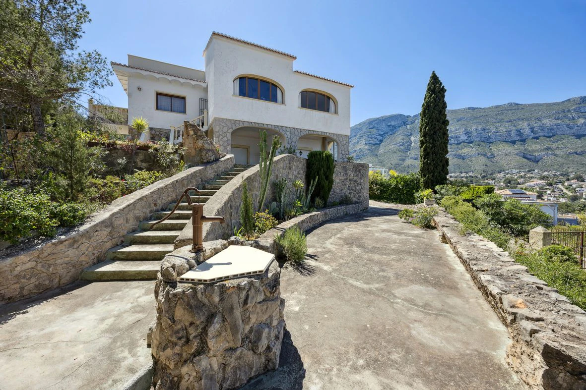 Gran villa con las vistas más impresionantes de Dénia.