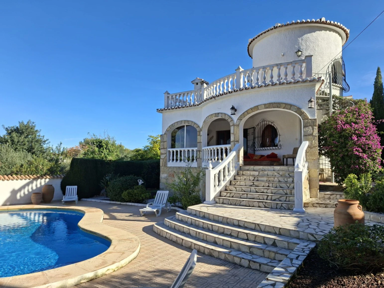 Chalet con vistas al mar y Montgó, Denia