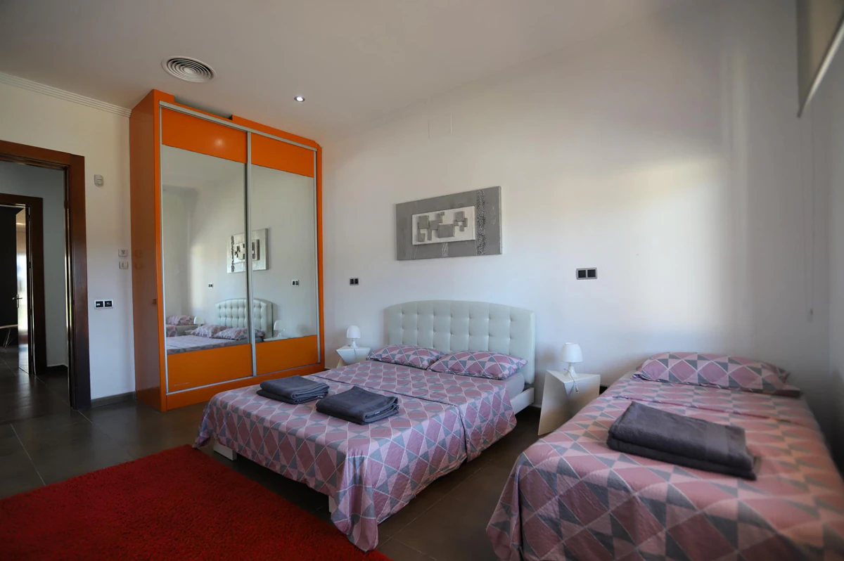 Magnífica villa a 600 metros de la playa en Dénia