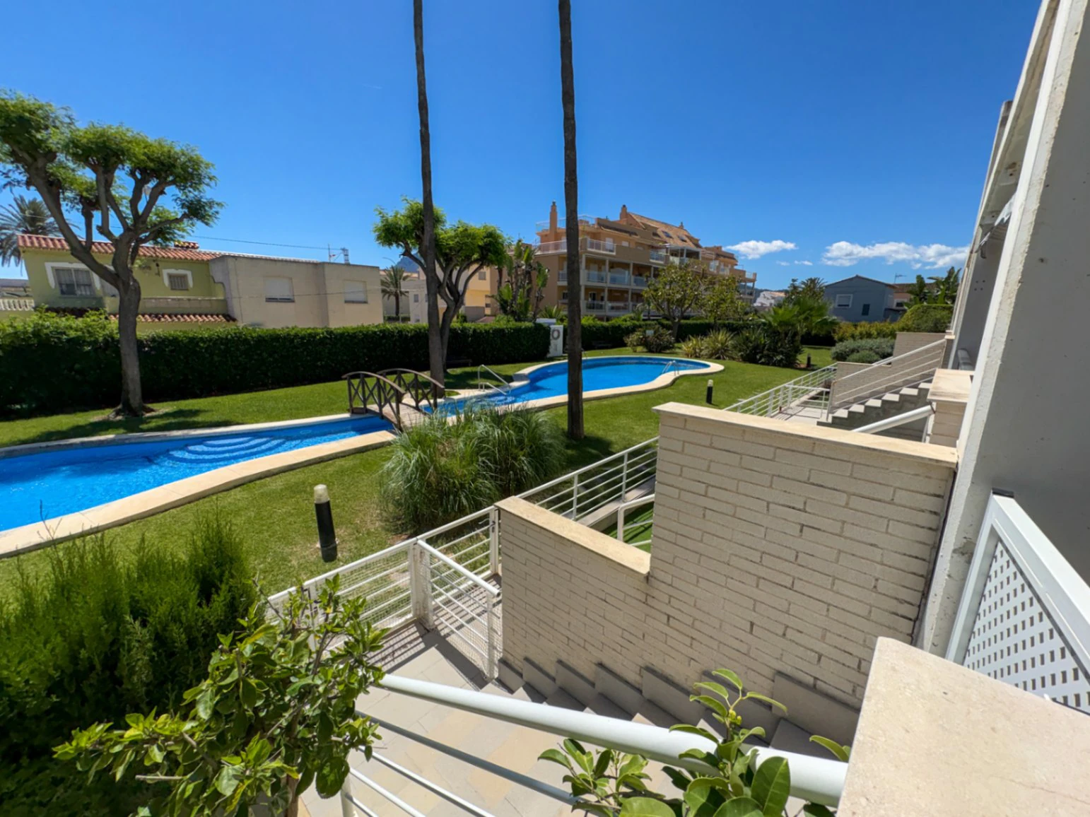 Tu refugio junto al mar: Apartamento en planta baja a un paso de la playa y del centro de Dénia.