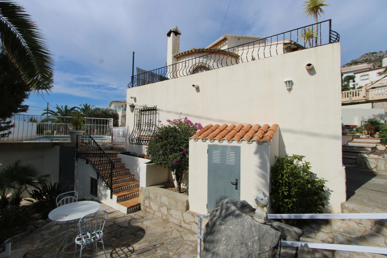 Chalet for sale with pool in Sanet