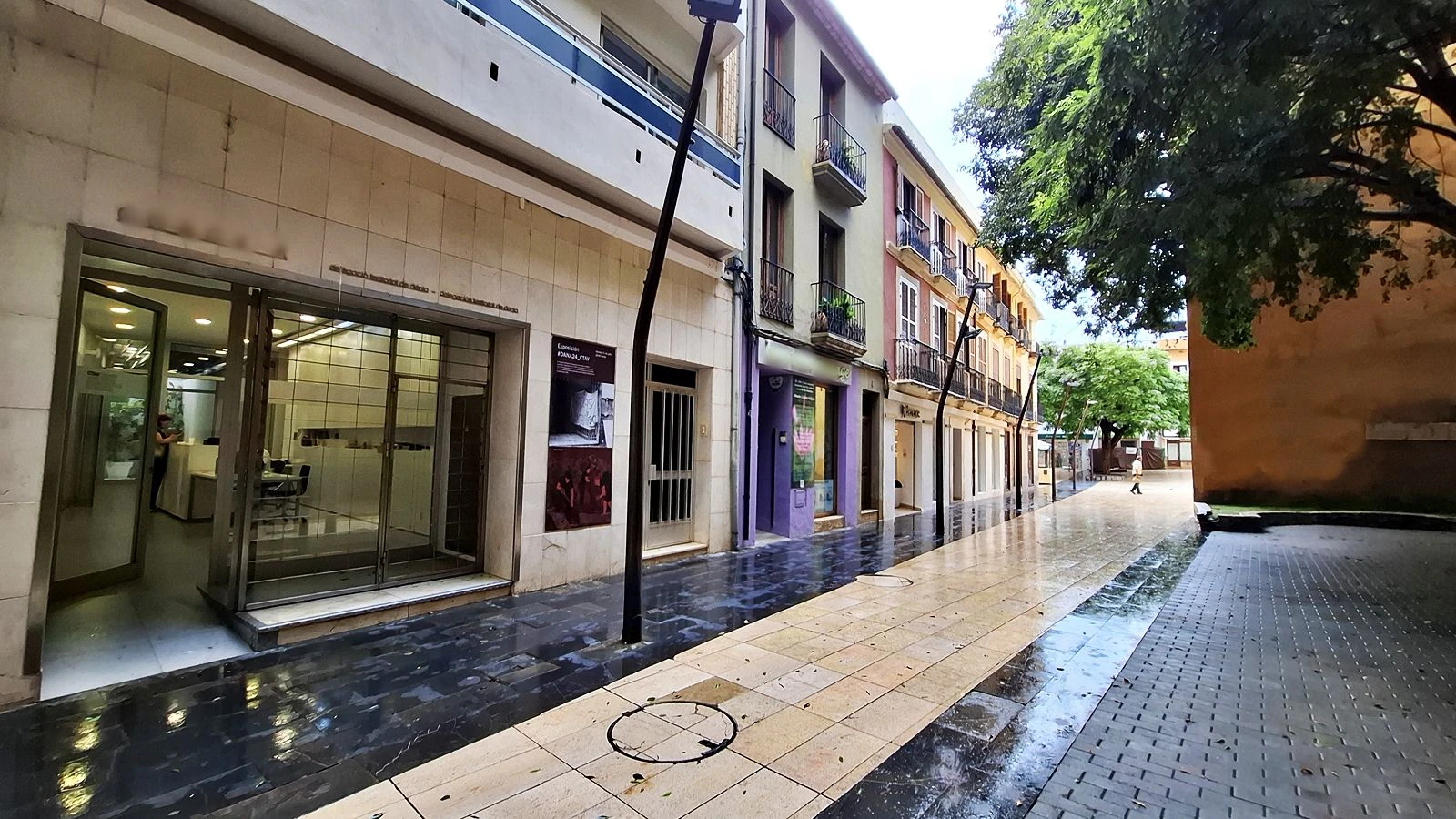 Spacious duplex home in the center of Denia