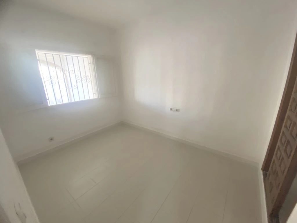 Se vende bonito apartamento en zona Marineta Casiana, cerca de Denia.