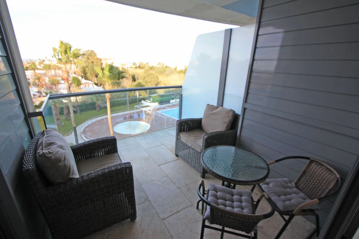 COZY APARTMENT WITH SEA VIEWS IN VERGEL BUT 500 M FROM THE BEACHES OF LAS MARINAS IN DÉNIA