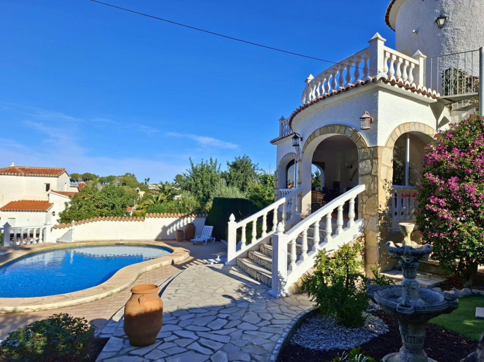 Chalet con vistas al mar y Montgó, Denia