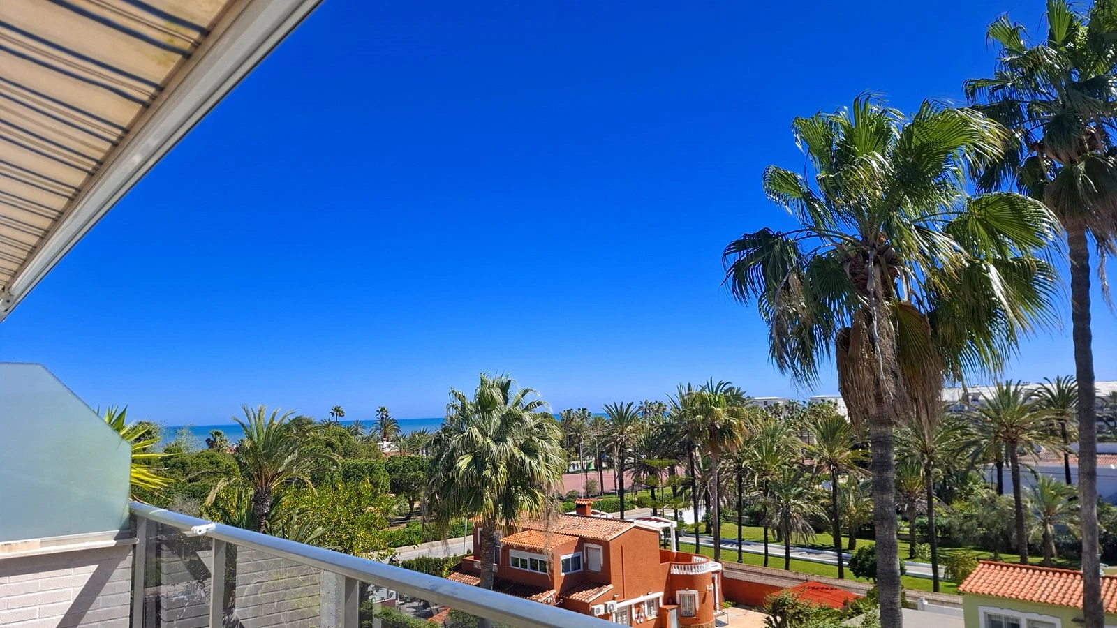 Penthouse for sale in Denia, Alicante