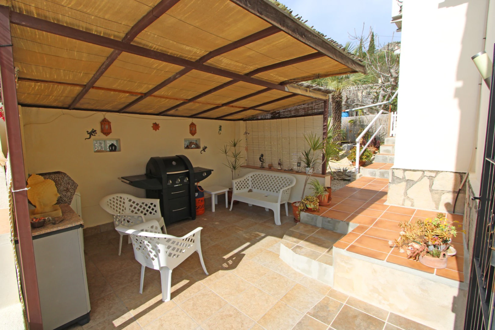 Chalet for sale with pool in Sanet