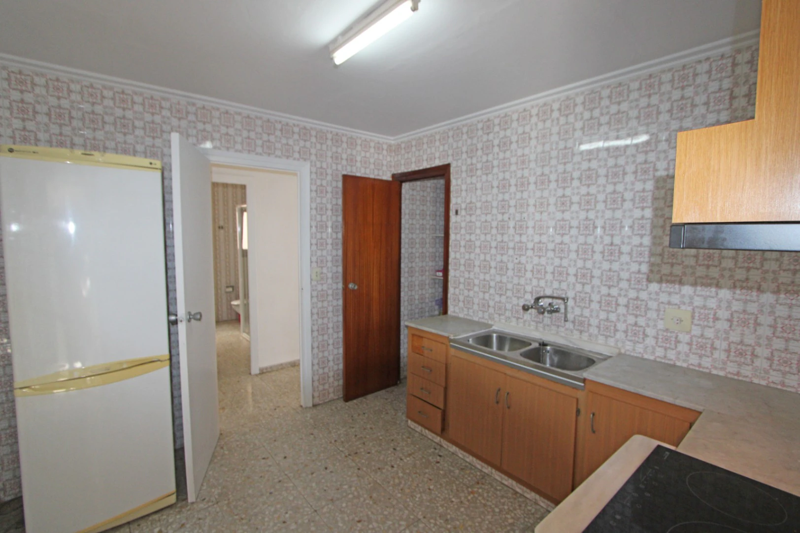 Country house for sale in Llosa de Camacho