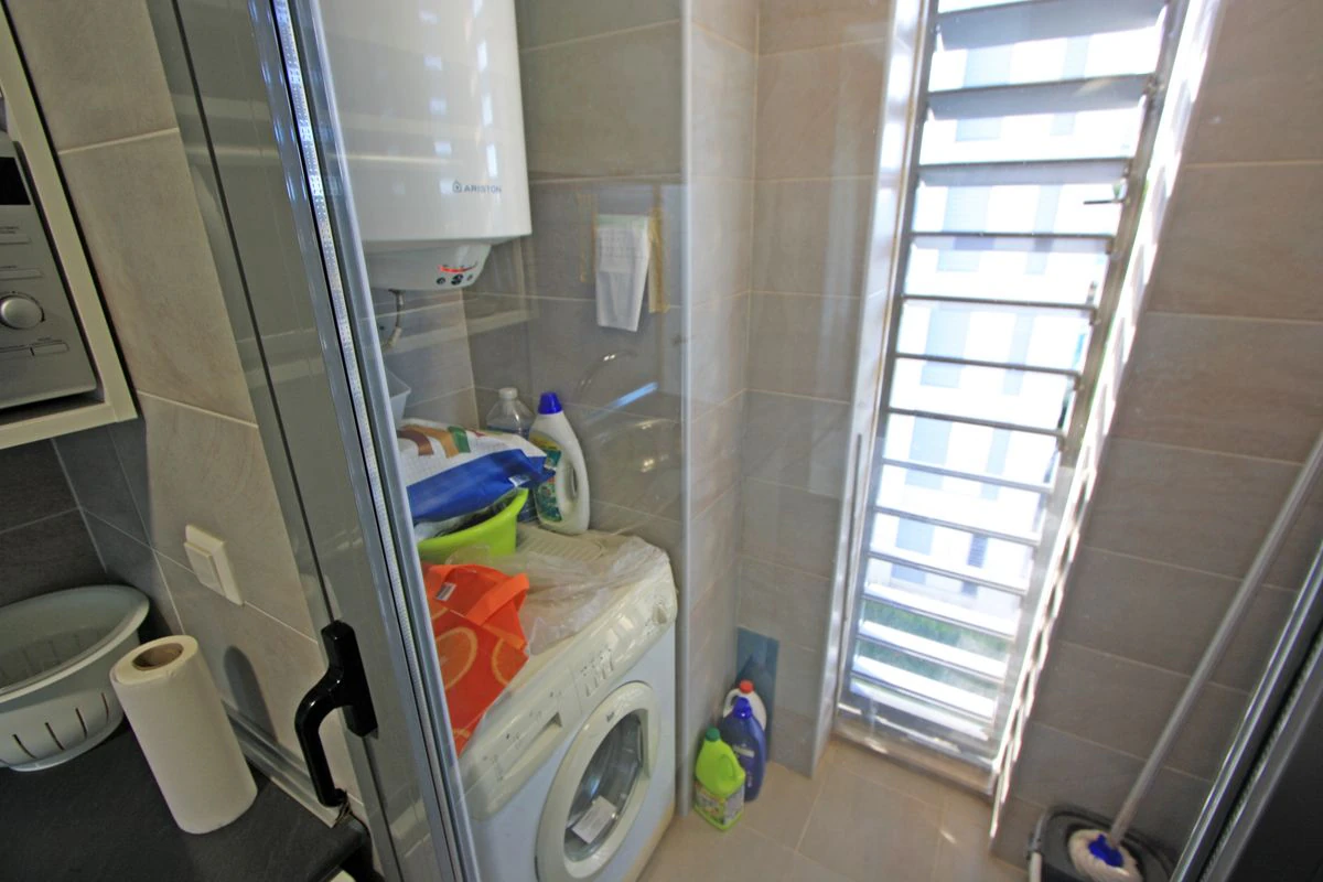 COZY APARTMENT WITH SEA VIEWS IN VERGEL BUT 500 M FROM THE BEACHES OF LAS MARINAS IN DÉNIA