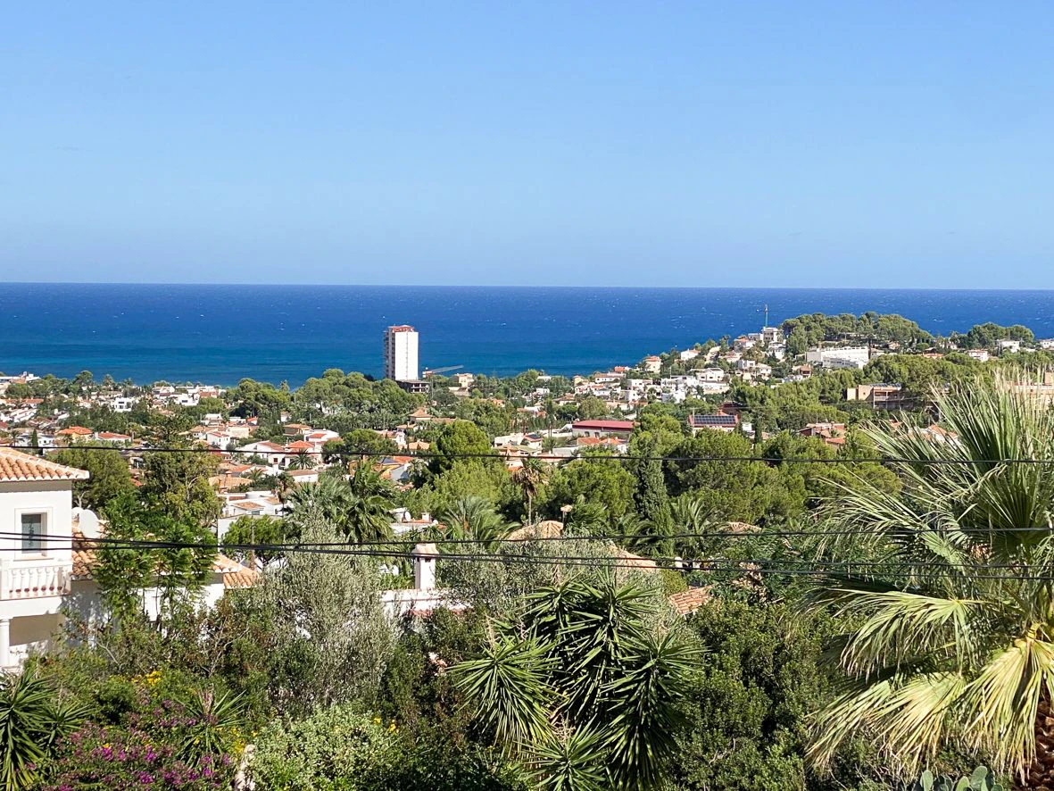 Villa clásica en Dénia con vistas