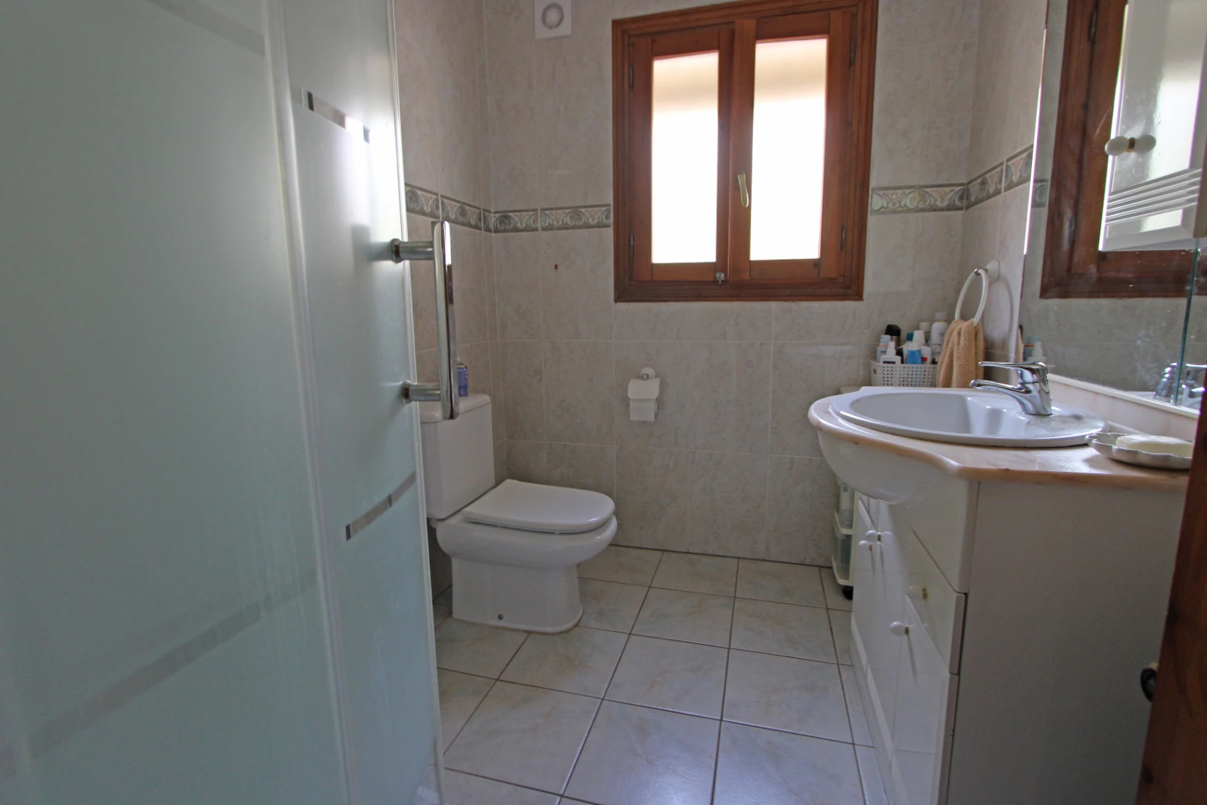 Chalet for sale with pool in Sanet