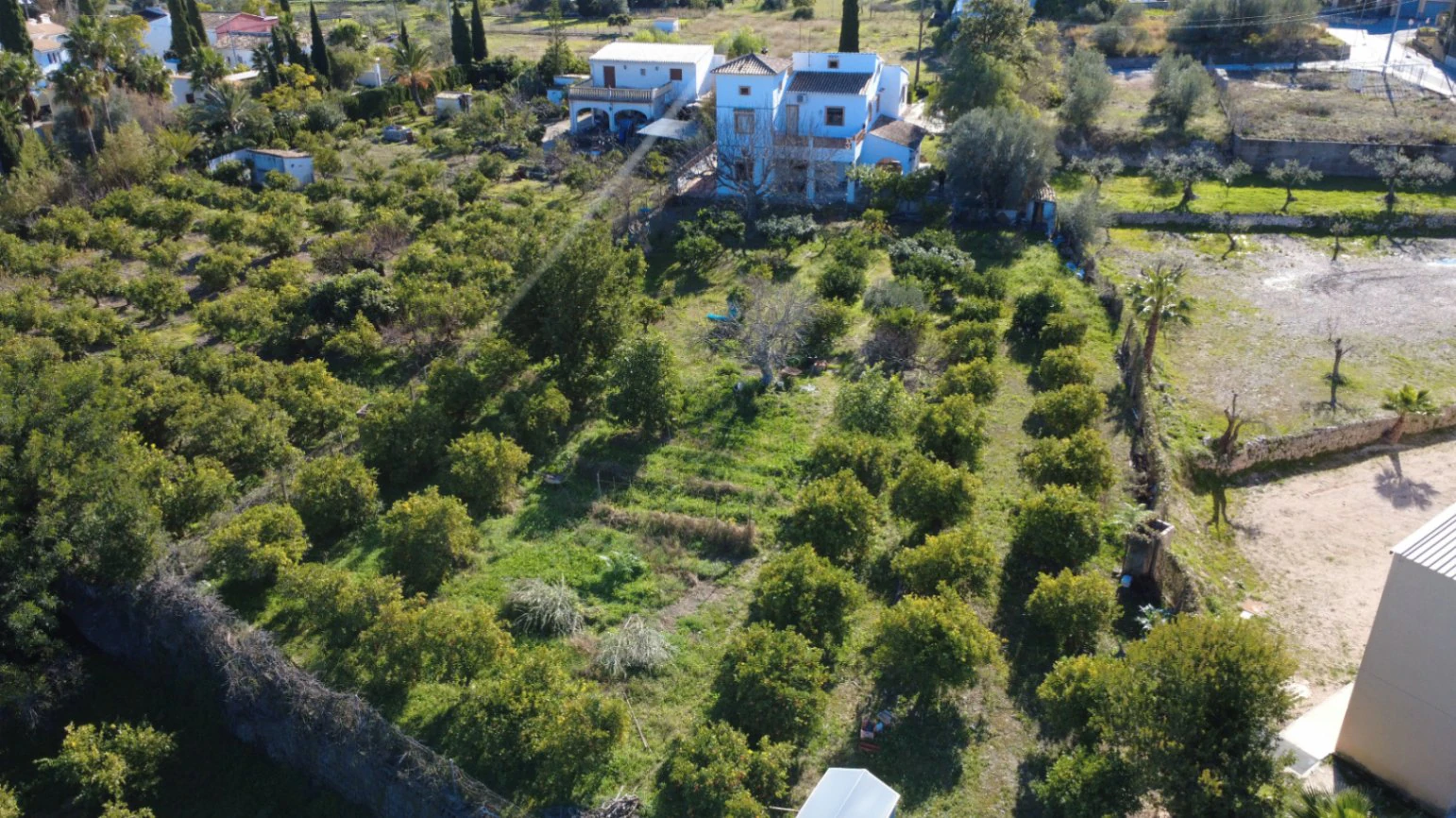 Villa / Ferme avec piscine à vendre à Orba