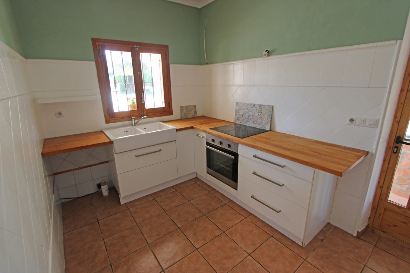 Villa / Ferme avec piscine à vendre à Orba