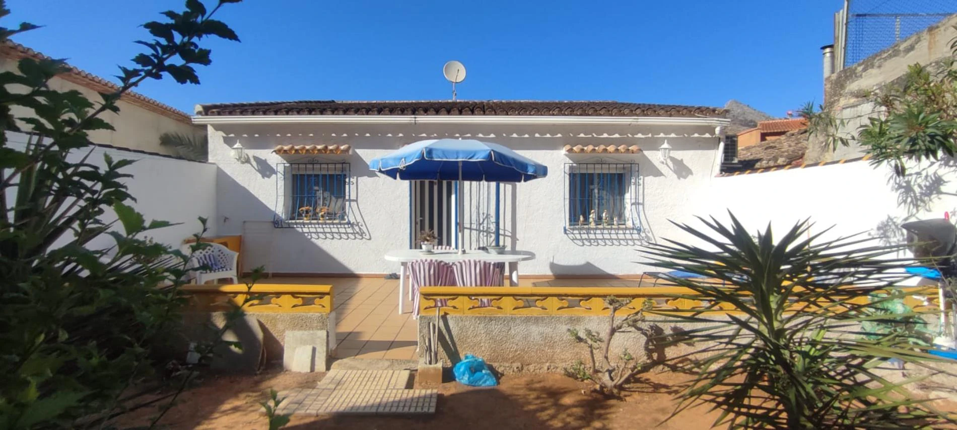 TOWNHOUSE IN RÁFOL DE LA ALMUNIA