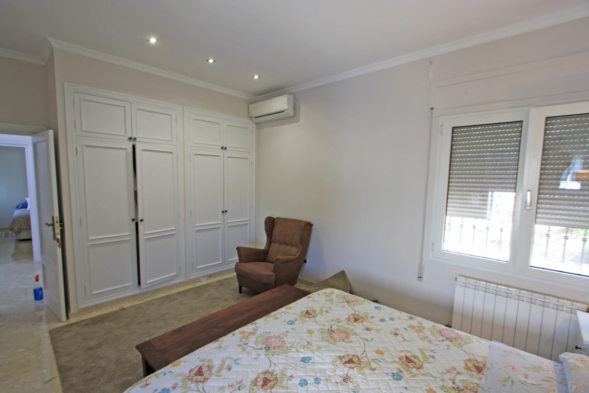 Magnifique villa à vendre à Las Rotas, Dénia