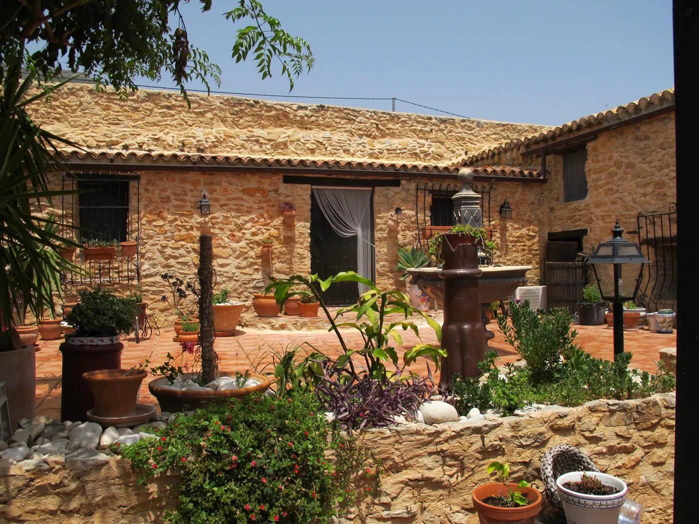Huge country house with sea views in Benissa