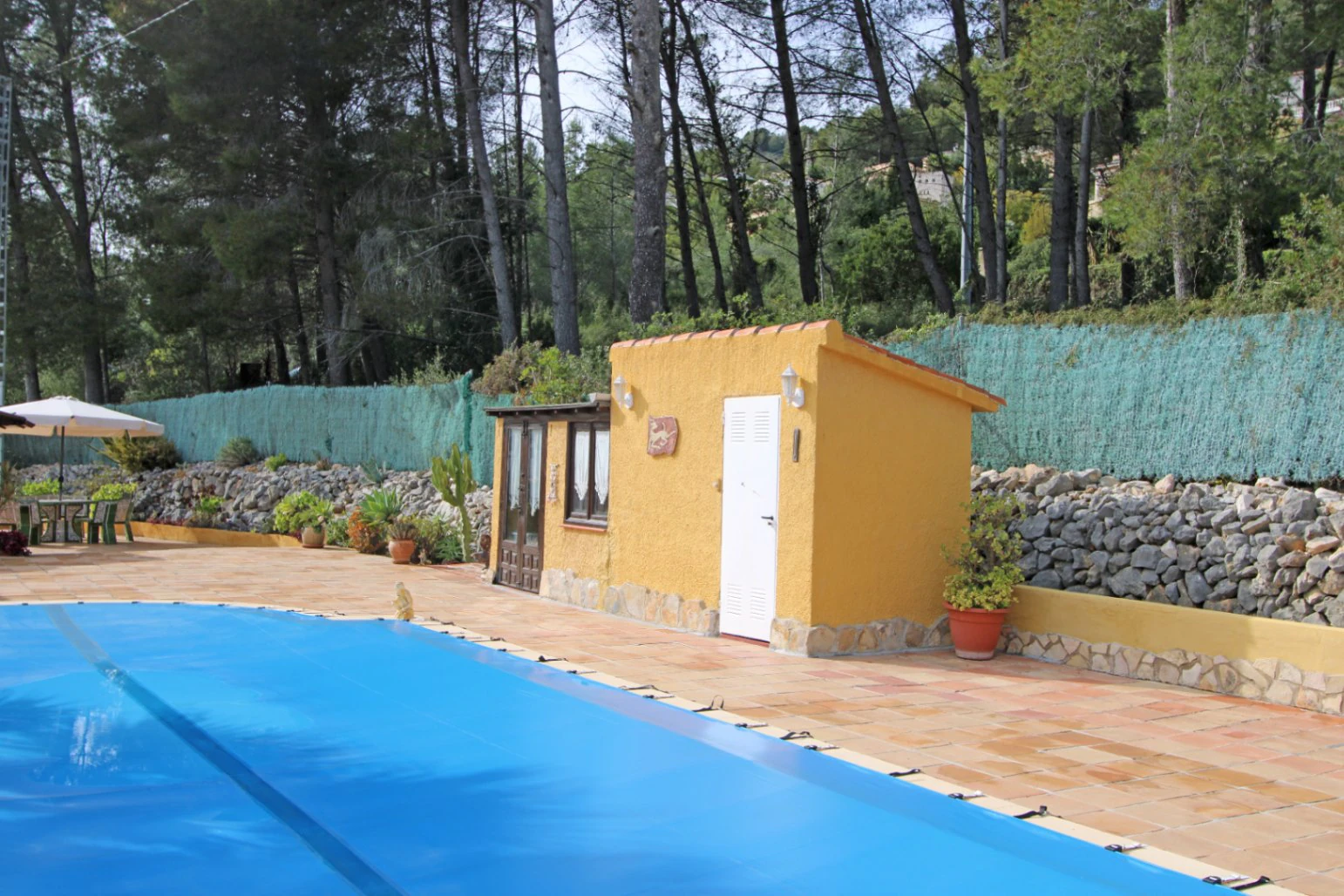 Chalet for sale in Alcalalí in a privileged location.