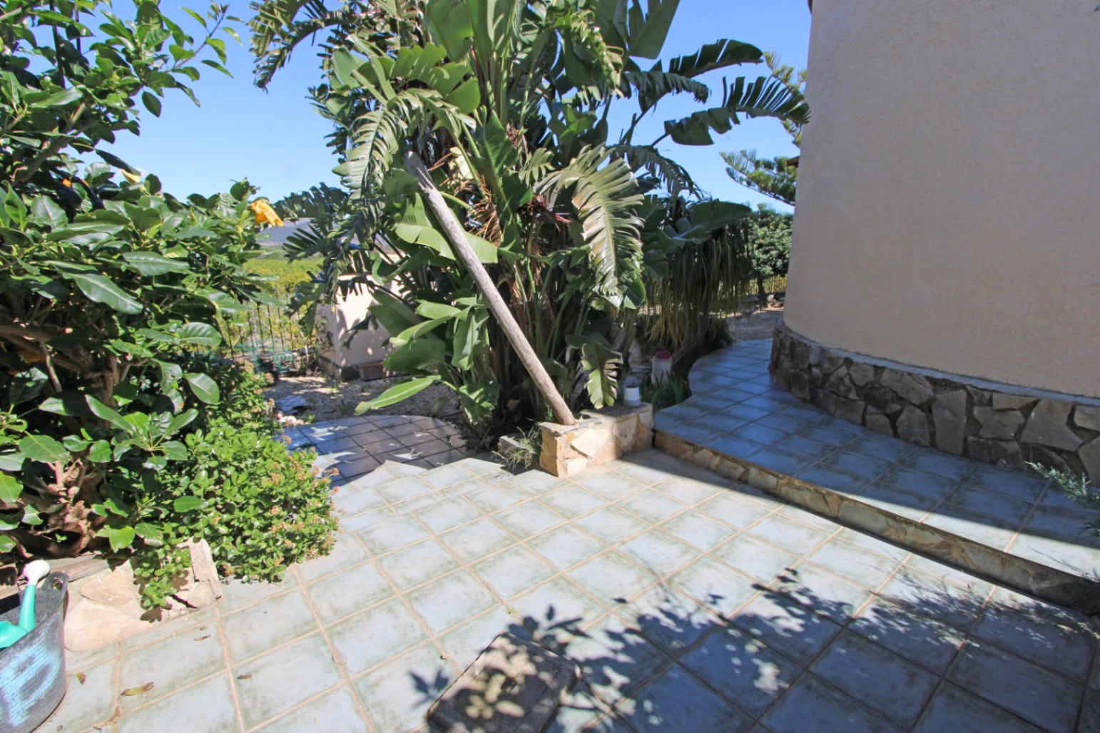 Villa avec piscine à vendre et vue fantastique sur la vallée d’Orba