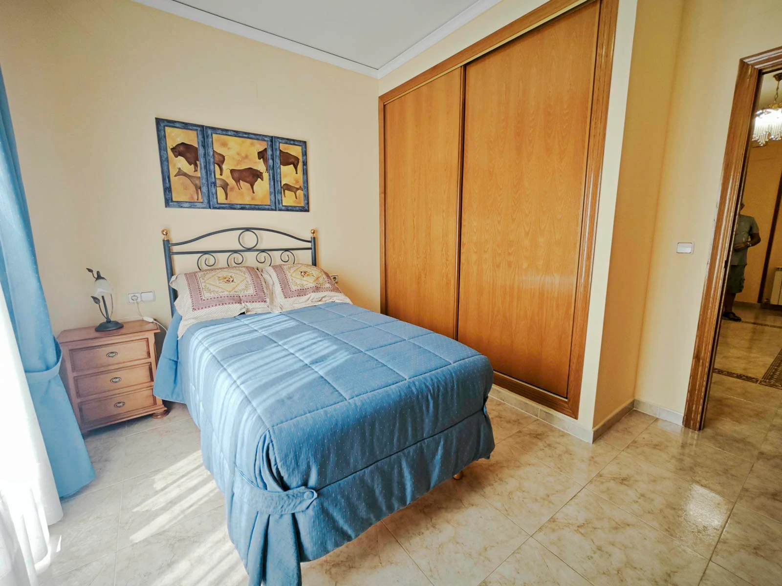 Villa de 270 m2 avec piscine à vendre à Pedreguer, quartier résidentiel à deux pas du centre