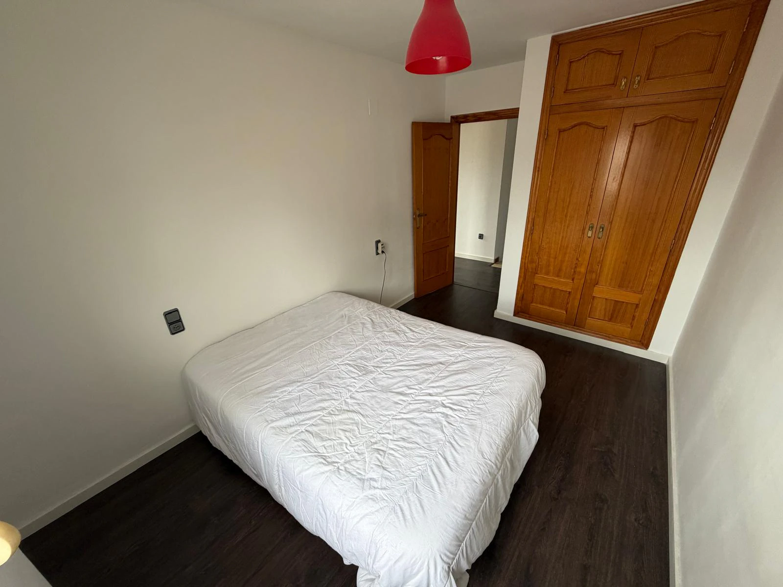 VENTA ADOSADO 3 DORMITORIOS EN PRIMERA LINEA