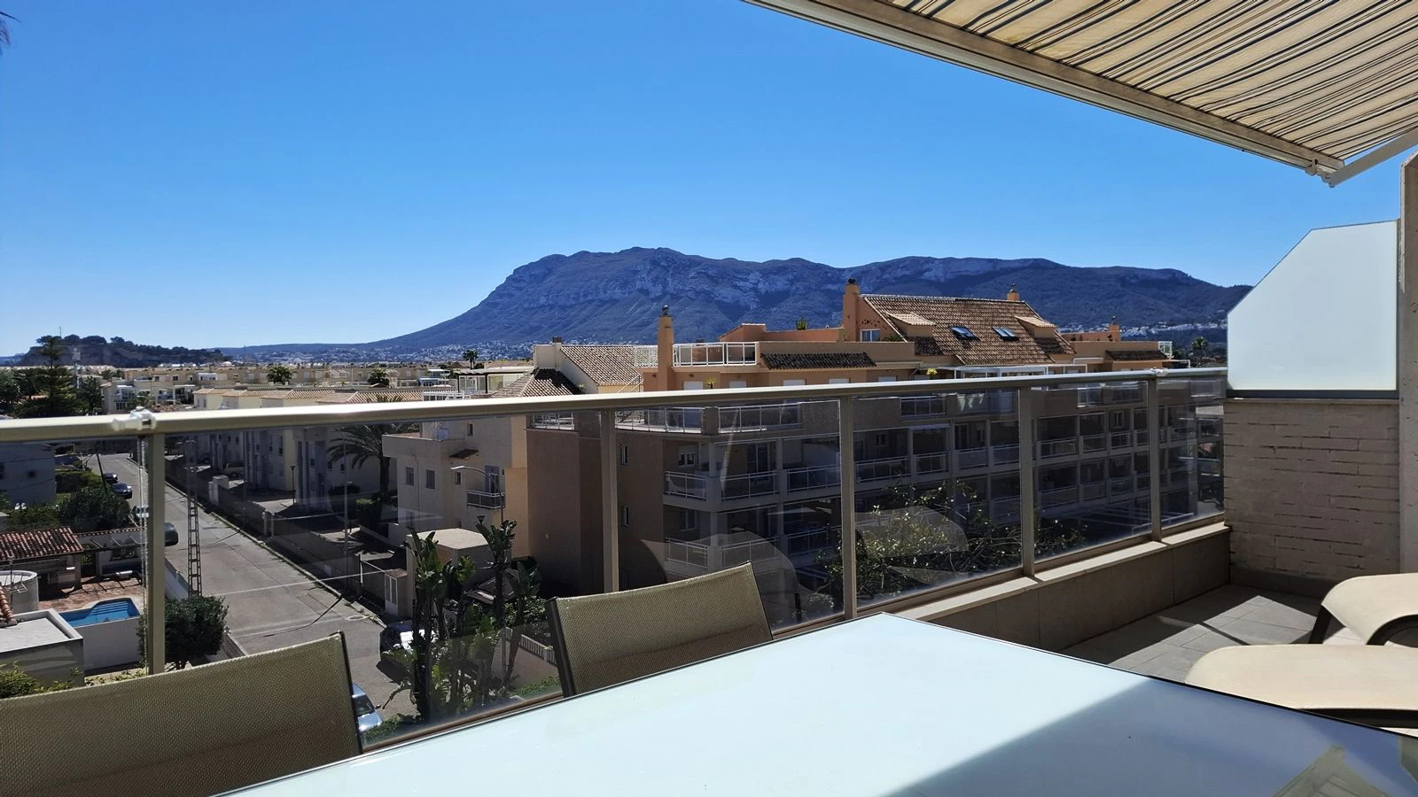 ATICO DUPLEX CON VISTAS AL MAR