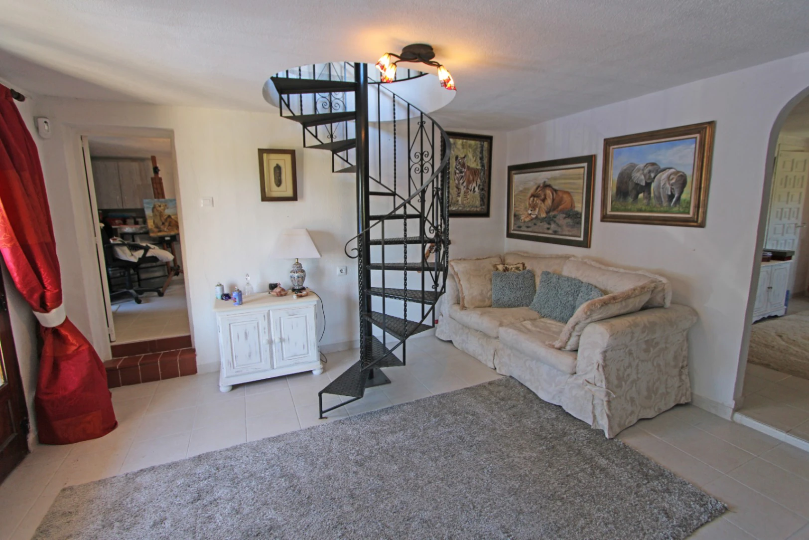 Villa con piscina y fantásticas vistas al valle de Orba en venta