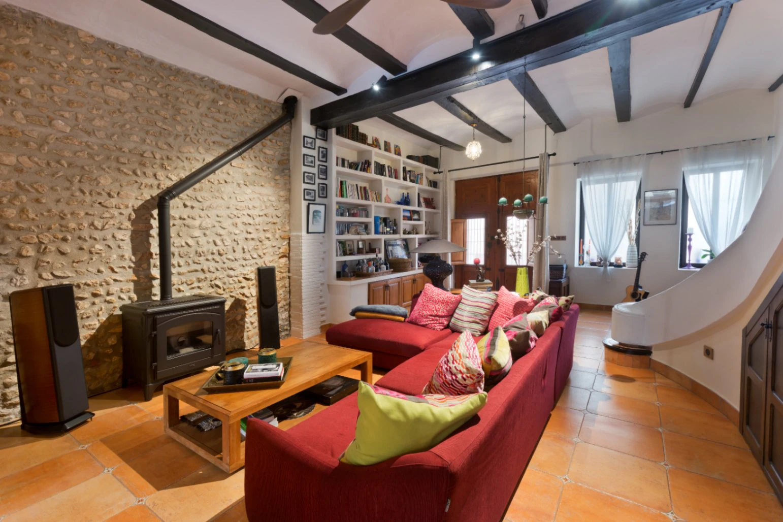 Encantadora Casa Reformada en el Corazón del Casco Antiguo de Dénia