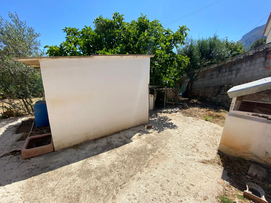 Nice villa for sale in the Montgo